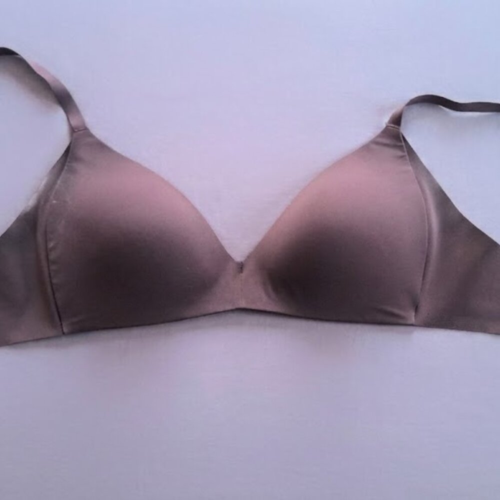 Lululemon Light Support Sports Bra